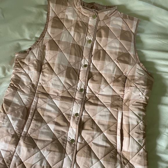 Vest - Picture 1 of 2